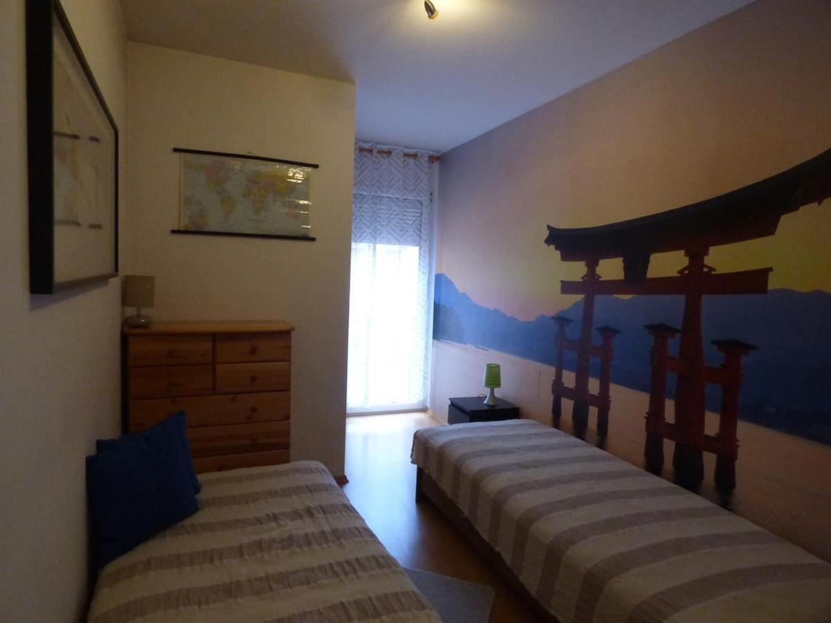 Bok - Modern 2br W Balcony, Free Indoor Parking! Budapest