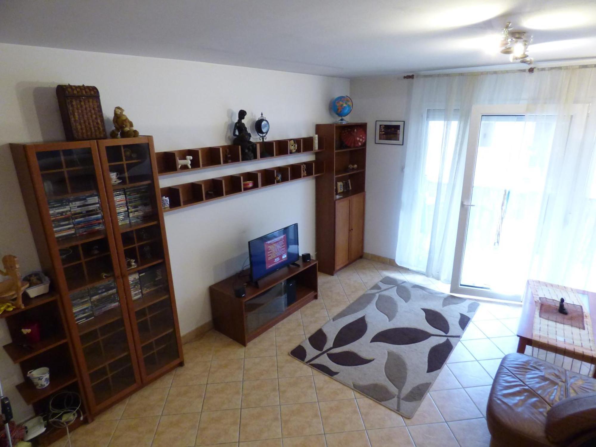 Bok - Modern 2br W Balcony, Free Indoor Parking!